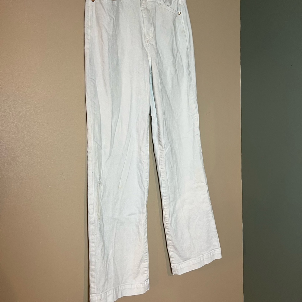 Judy Blue Womens Size 11 White Wide Leg Jeans  ** FLAW! READ ***